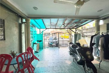 Taman Saujana Puchong