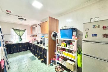 Taman Saujana Puchong