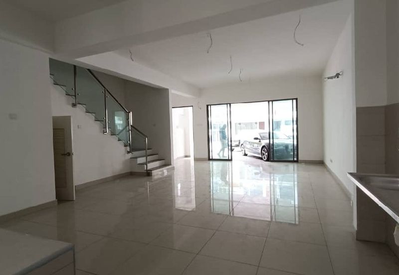 Lake Point Residence