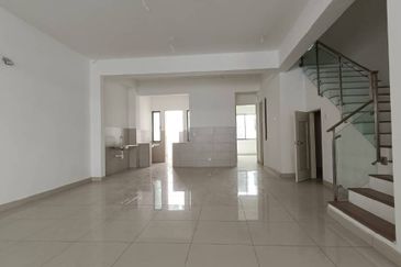 Lake Point Residence