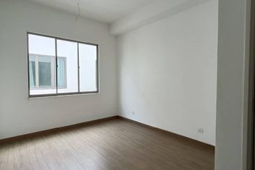 Lake Point Residence