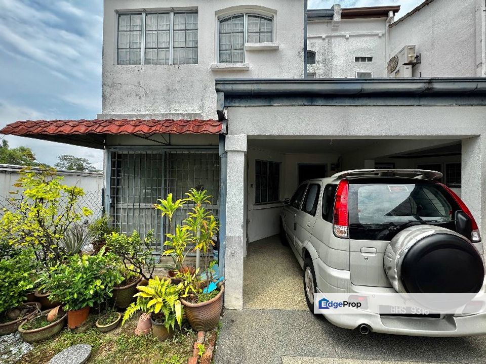 USJ 12, USJ, Selangor [Paling Murah] End Lot Double Storey House, Selangor, USJ