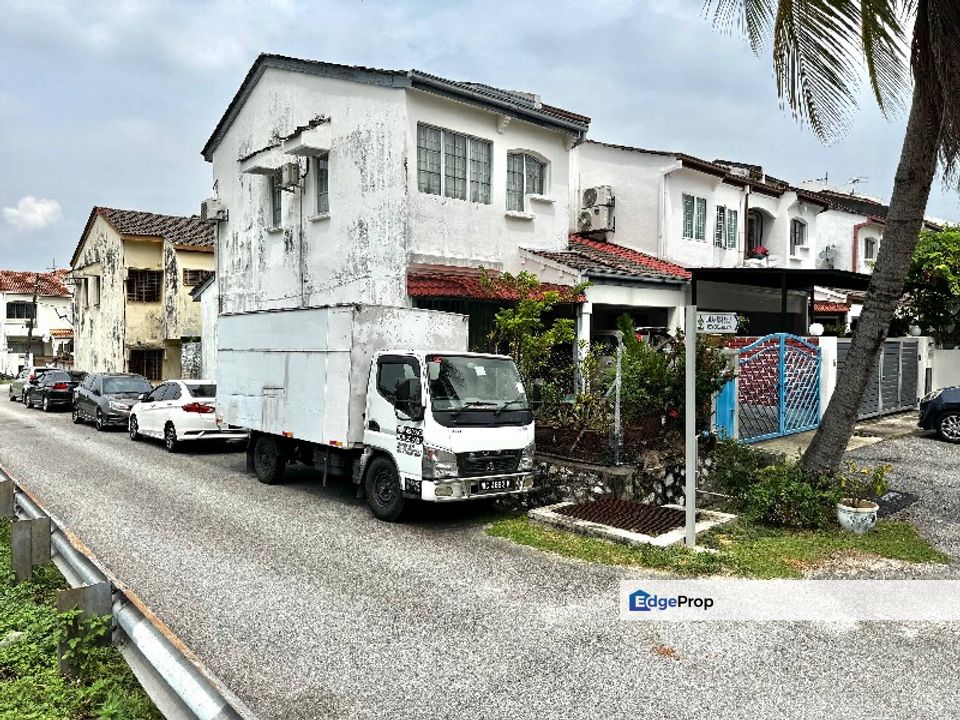 USJ 12, USJ, Selangor [Paling Murah] End Lot Double Storey House, Selangor, USJ