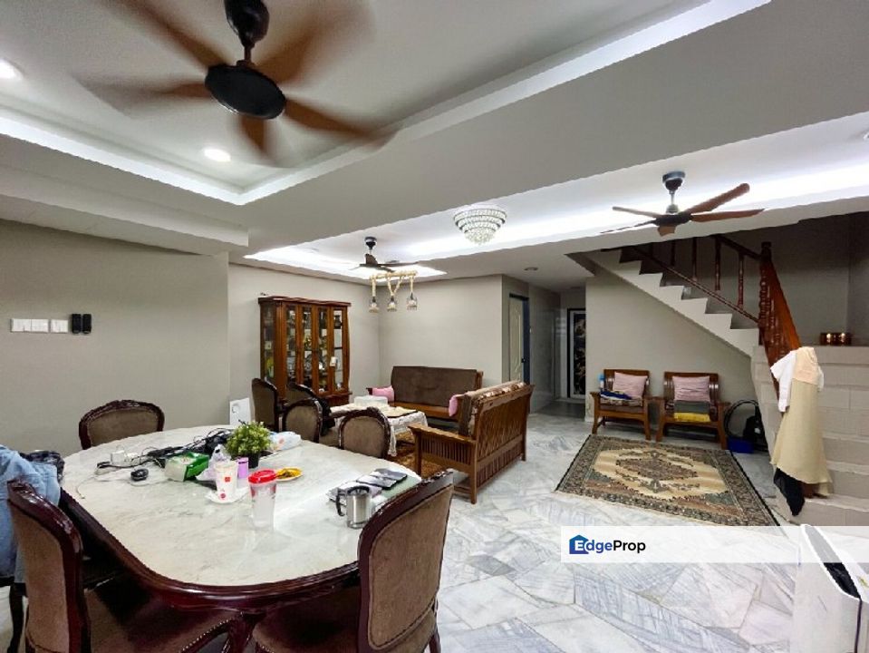 Taman Bukit Saga, Shah Alam, Selangor RENOVATED 2 Storey Terrace, Selangor, Shah Alam