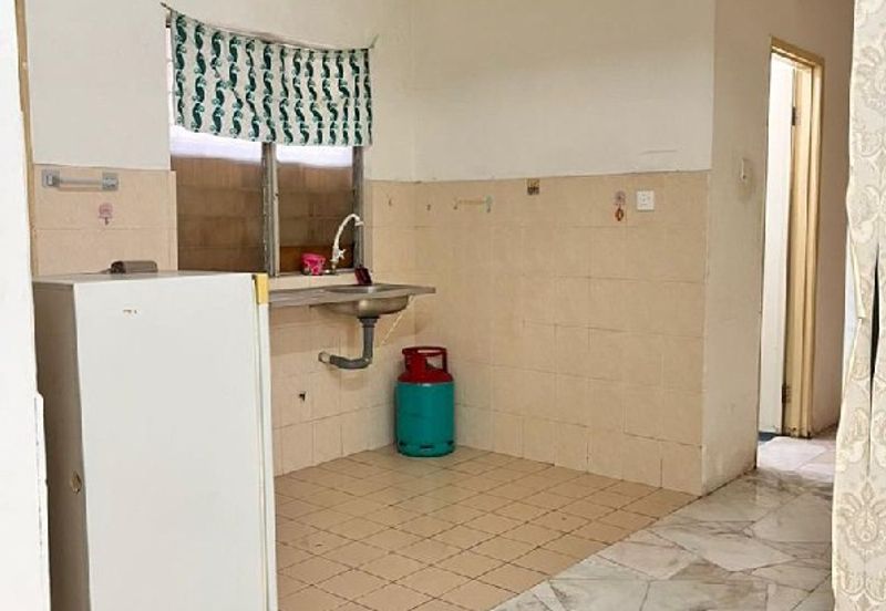 Residensi Warnasari 3