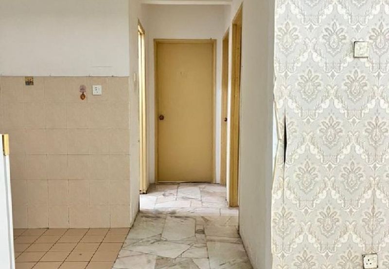 Residensi Warnasari 3