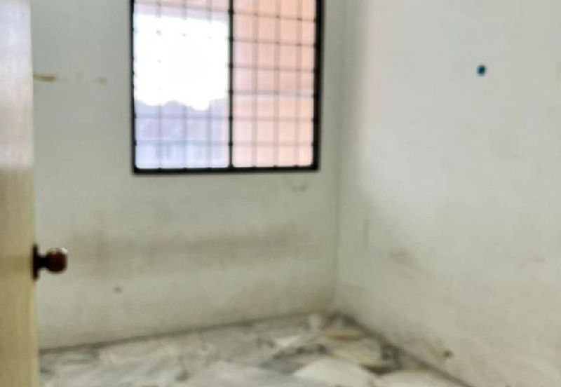 Residensi Warnasari 3