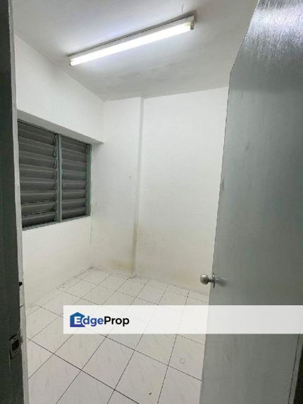 Flat Taman Bunga Negara, Shah Alam, Selangor PARKING BAWAH BLOK! APT, Selangor, Shah Alam
