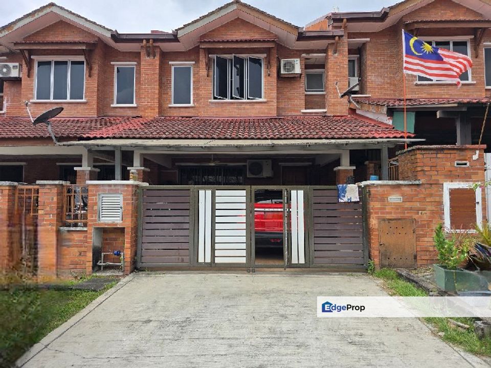 Alam Budiman, Shah Alam, Selangor 2 Storey Intermediate Terrace, Selangor, Shah Alam