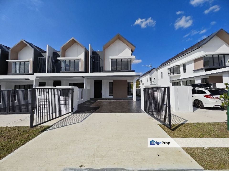 Serenia Aiora, Dengkil, Selangor Endlot Double Storey, Selangor, Dengkil