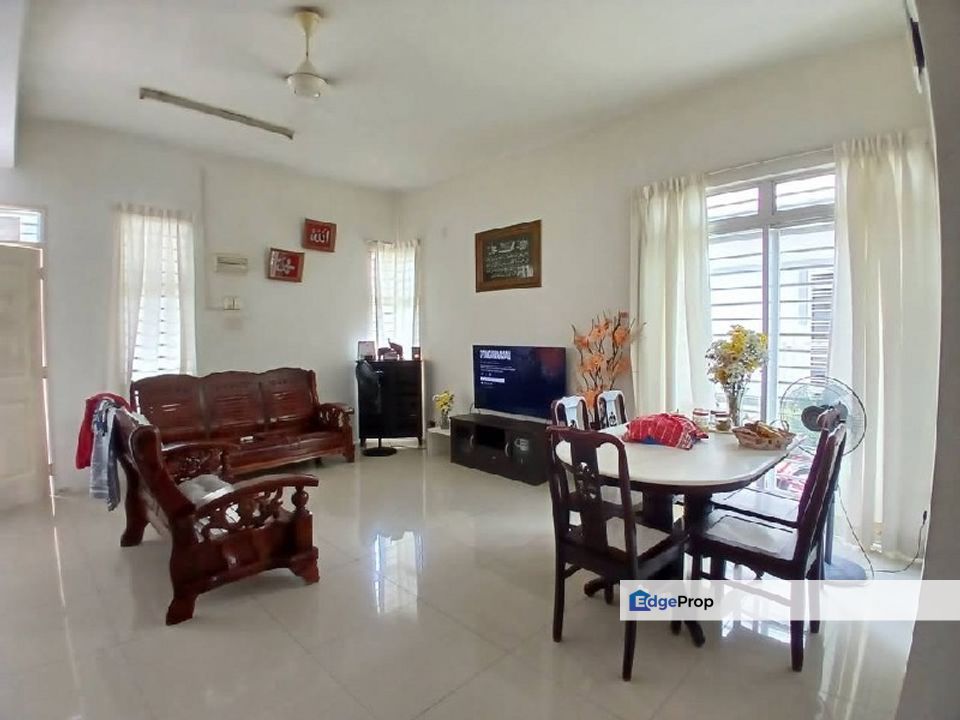 Bandar Saujana Putra, Kuala Lumpur Double Storey Semi D Cluster, Selangor, Kuala Langat