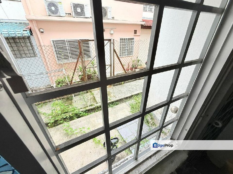 USJ 6, USJ, Selangor 2 STOREY TERRACE HOUSE USJ 6 SUBANG JAYA, Selangor, USJ