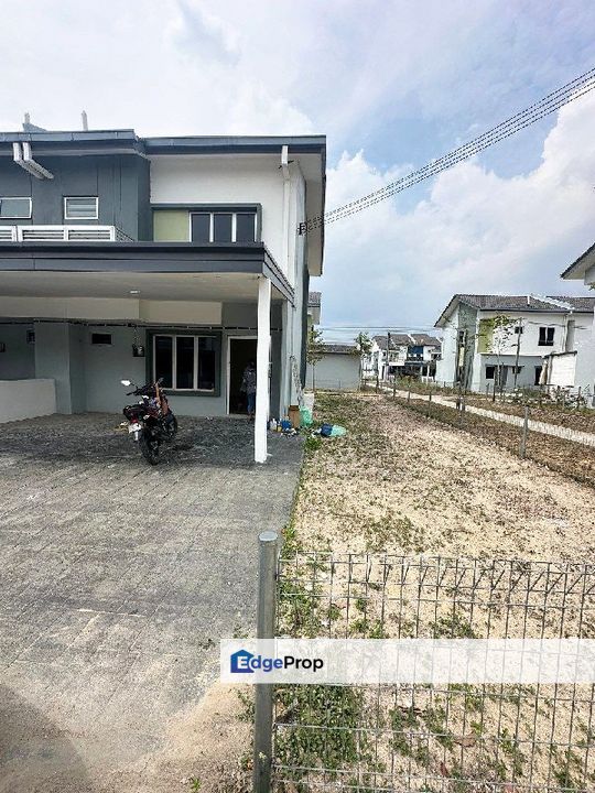 Kita Mekar Cybersouth, Dengkil, Selangor END LOT DOUBLE STOREY, Selangor, Dengkil
