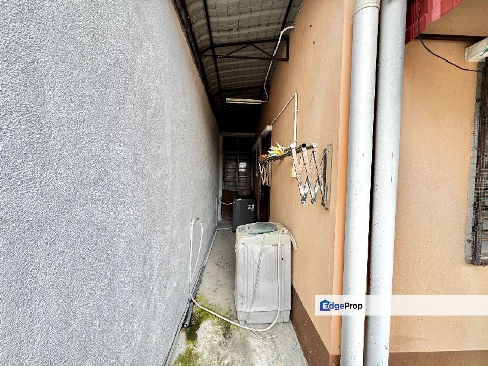 Taman Lestari Putra, Seri Kembangan, Selangor FACING OPEN, Selangor, Seri Kembangan