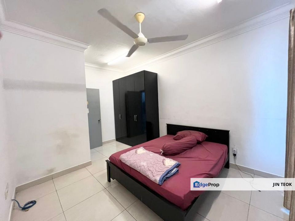 Golden Sands Seaview Residence near CIQ Checkpoint Johor Bahru Town Condo below bank value For Sale, Johor, Johor Bahru