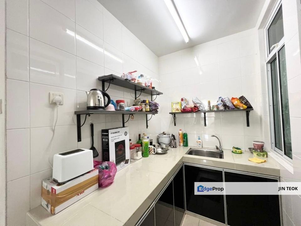 Golden Sands Seaview Residence near CIQ Checkpoint Johor Bahru Town Condo below bank value For Sale, Johor, Johor Bahru