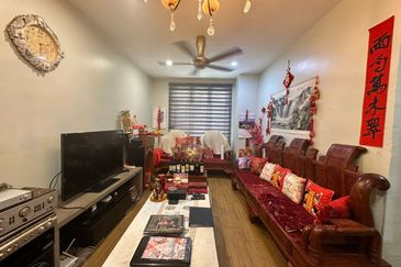 Indah Court Apartment