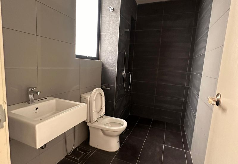 The Canal Garden South, Horizon Hills