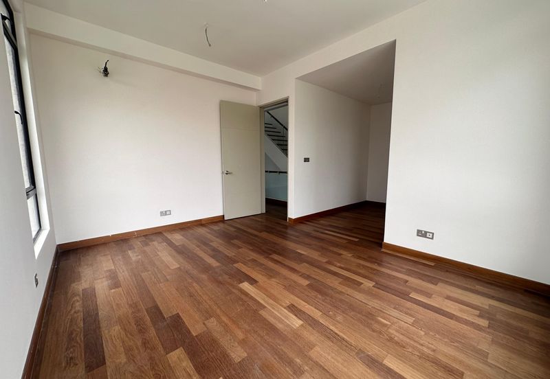 The Canal Garden South, Horizon Hills