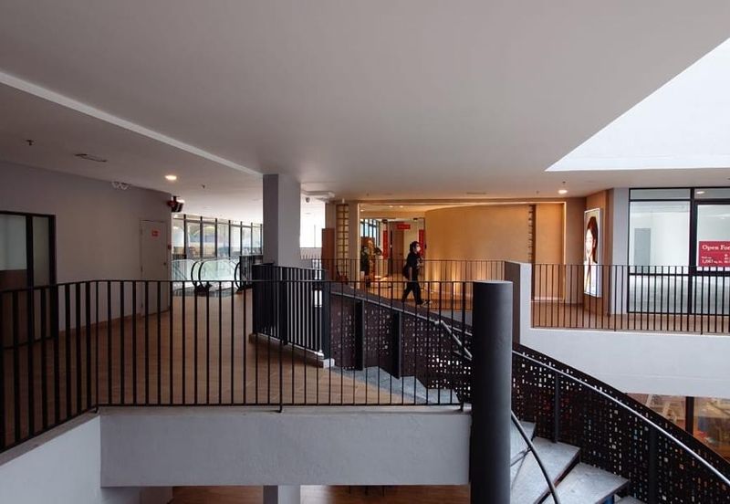 Retails Shop in Sky Trees Condominium Taman Bukit Indah Aeon Mall for Rent