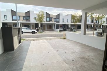 Sunway Citrine Lakehomes