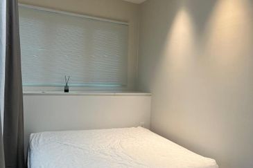 Almas Suites @ Puteri Harbour