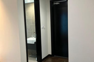 Almas Suites @ Puteri Harbour