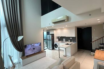 Almas Suites @ Puteri Harbour