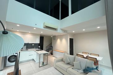 Almas Suites @ Puteri Harbour