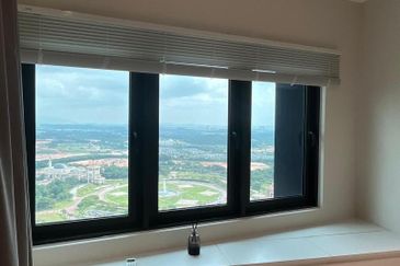 Almas Suites @ Puteri Harbour