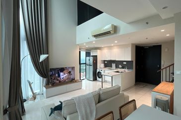 Almas Suites @ Puteri Harbour