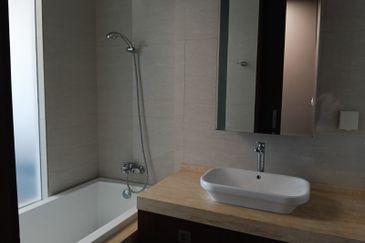 Puteri Cove Residences