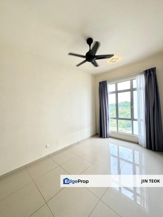 One Sentral Serviced Residence / 2 Bedrooms / Corner Unit / Partial Furnished, Johor, Nusajaya