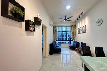 D'Summit Residences @ Kempas Utama