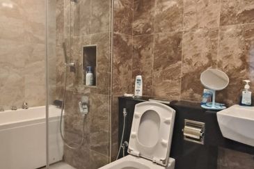 Paragon Suites @ CIQ