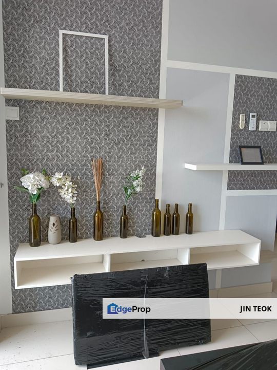 The Raffles Suites Sutera Utama Skudai Two Bedrooms Fully Furnished Renovated, Johor, Skudai