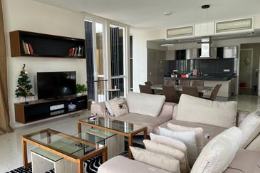 Emerald Bay @ Puteri harbour