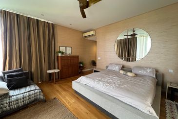 Emerald Bay @ Puteri harbour