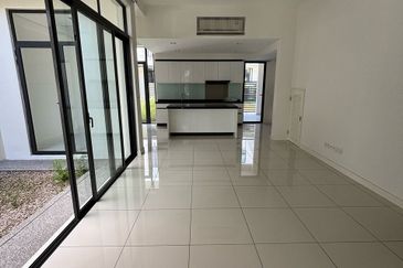 Avira Garden Terraces @ Medini