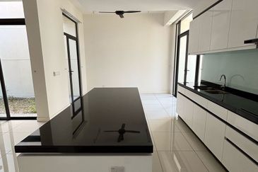 Avira Garden Terraces @ Medini