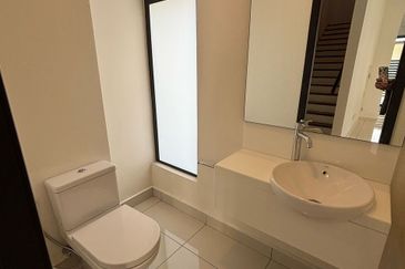 Avira Garden Terraces @ Medini