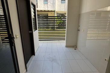 Avira Garden Terraces @ Medini