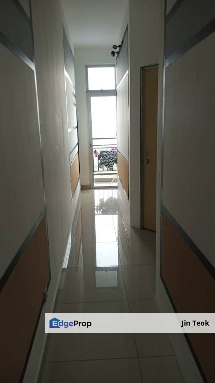 SKS Habitat Apartment Larkin Four Bedrooms Fully Furnished, Johor, Johor Bahru