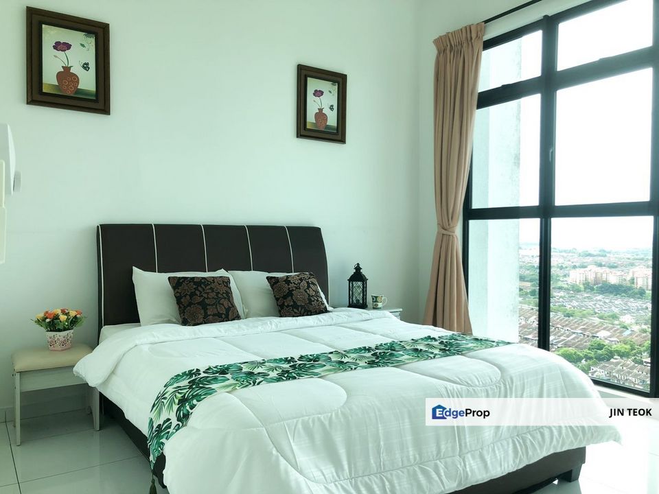 Sky Loft Premium Suites Bukit Indah Service Apartment Three Bedrooms Fully Furnished, Johor, Johor Bahru