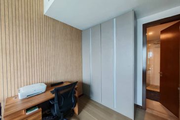 Puteri Cove Residences