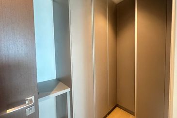 Puteri Cove Residences