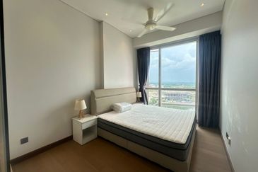 Puteri Cove Residences