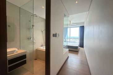 Puteri Cove Residences