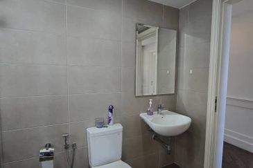 Teega Suites @ Puteri Harbour