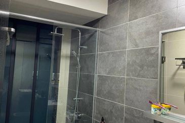 Almas Suites @ Puteri Harbour